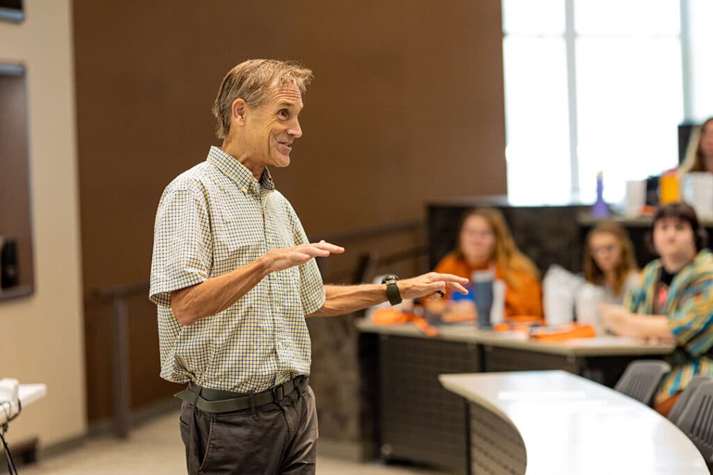 Ragan scrhiver teaching mssw class in Strong Hall