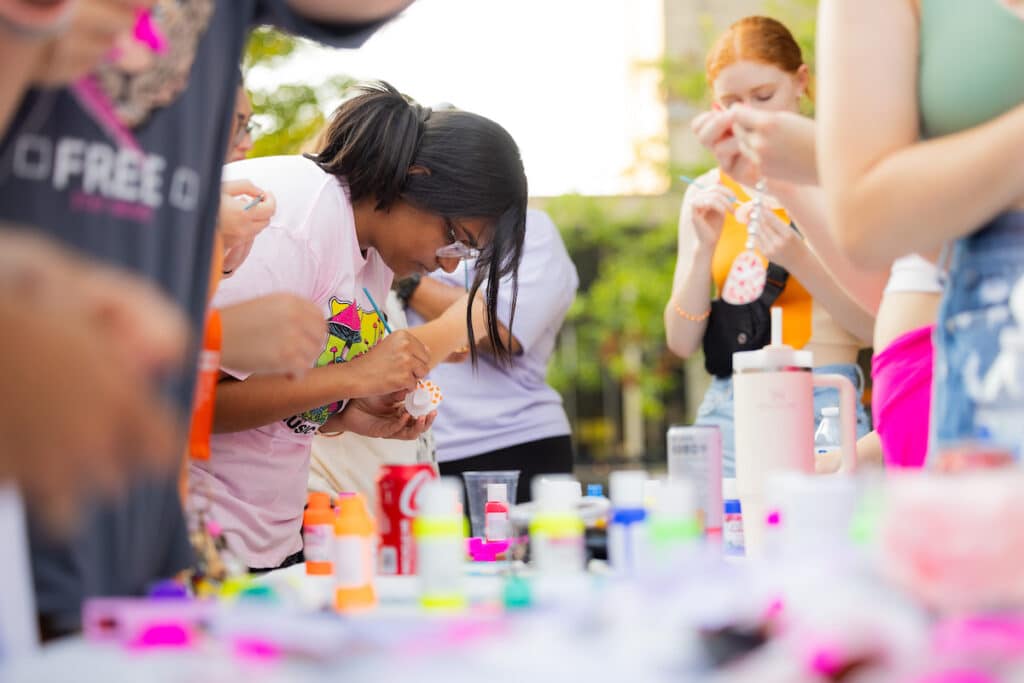 Students make crafts during PresCourt Rodeo event