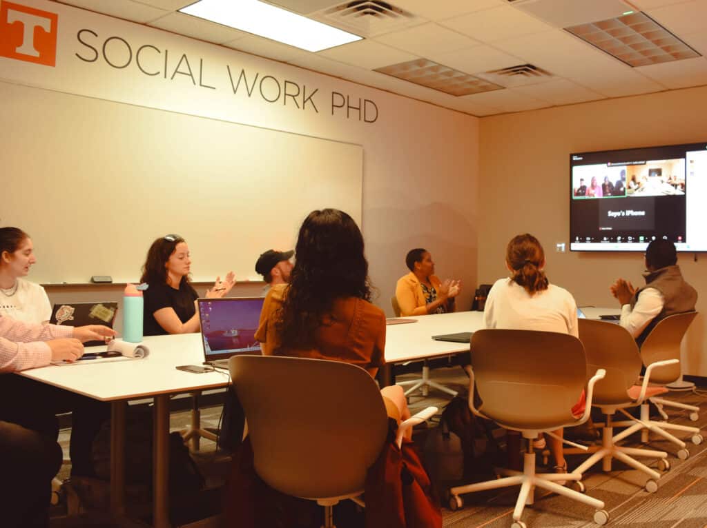 Students on Zoom in International social work class 4